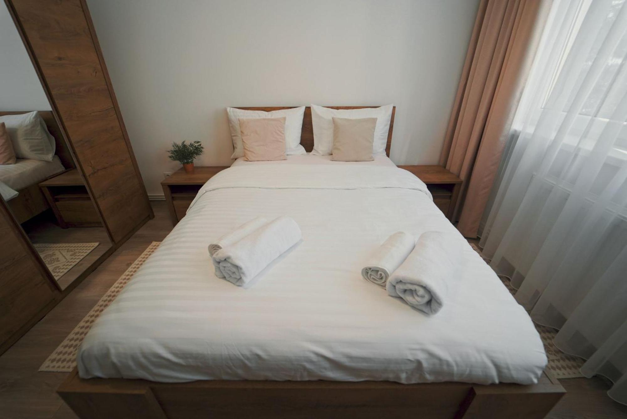 Luxury Apartament Ultracentral Of Suceava Esplanada Exterior photo