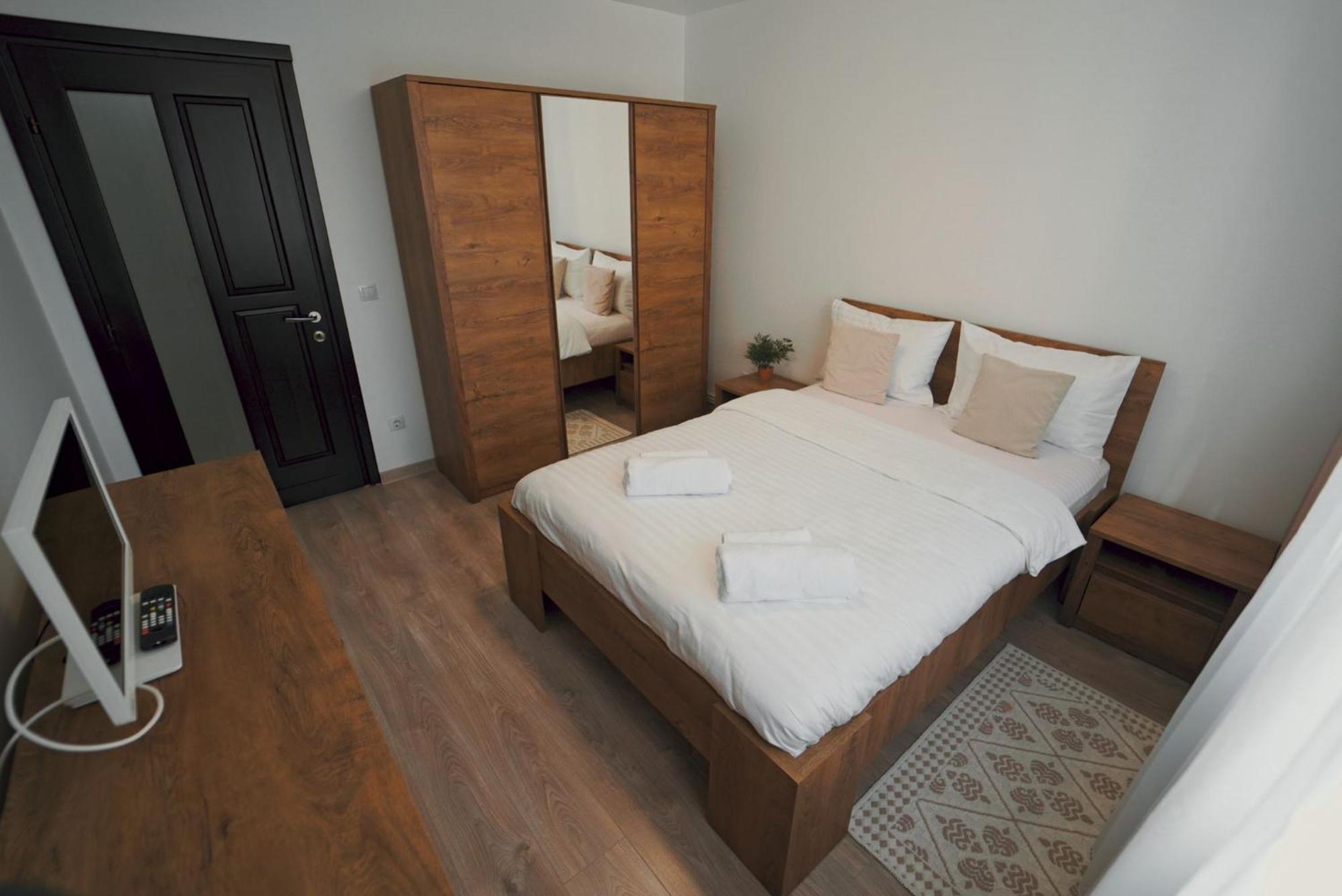 Luxury Apartament Ultracentral Of Suceava Esplanada Exterior photo